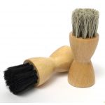 Brosse à appliquer le cirage spéciale pommadier