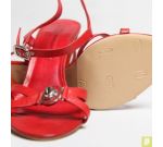 Patins de protection rouges pour protéger les semelles de vos chaussures préférées