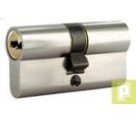 Cylindre de sécurité STANDERS clés reversibles 30X30mm sur N° indiqué